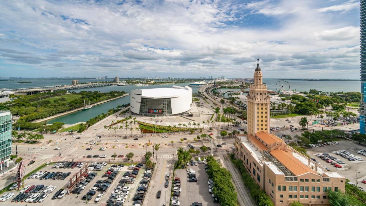 Global Luxury Suites Miami Worldcenter Exterior photo