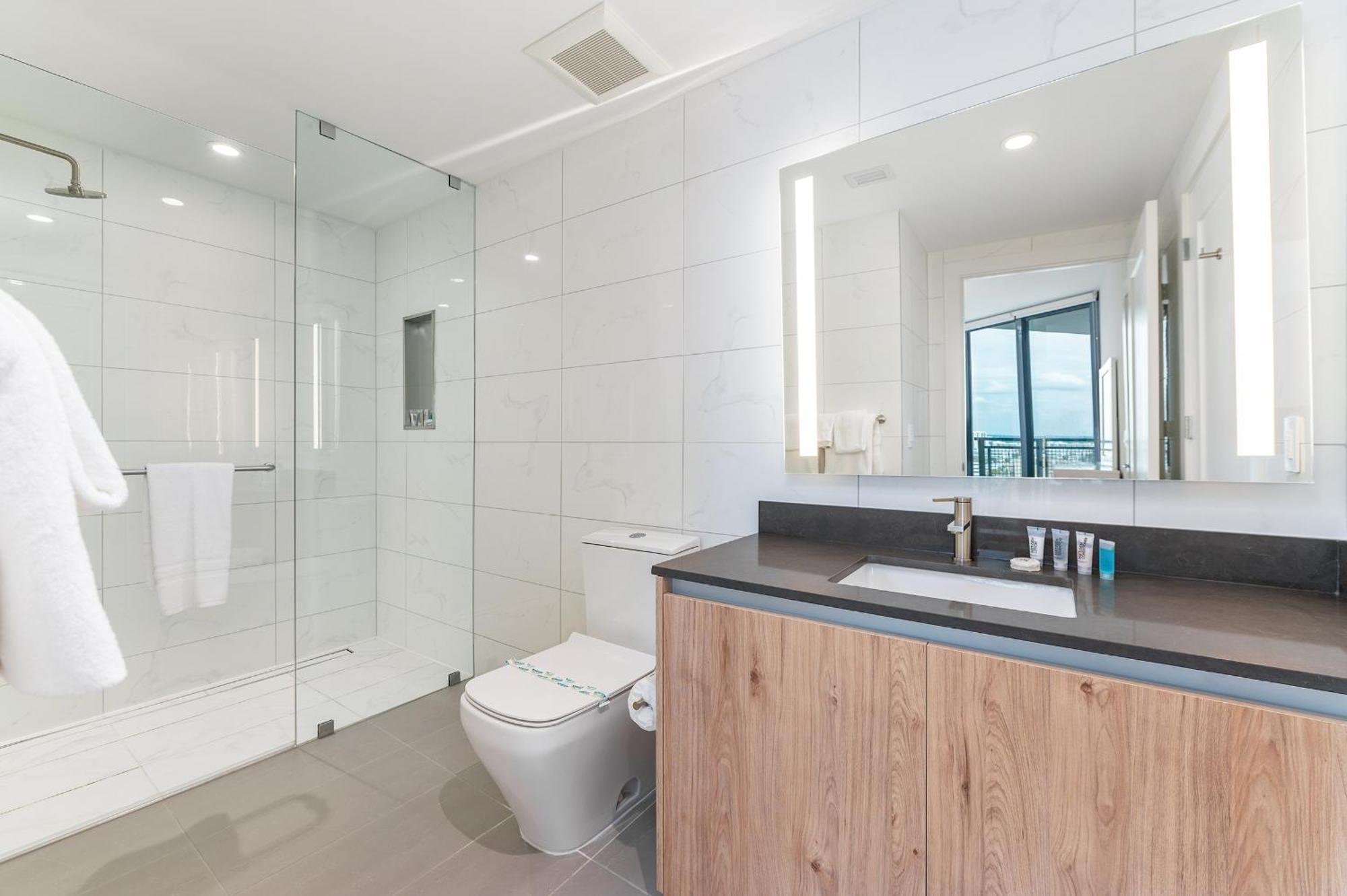 Global Luxury Suites Miami Worldcenter Room photo