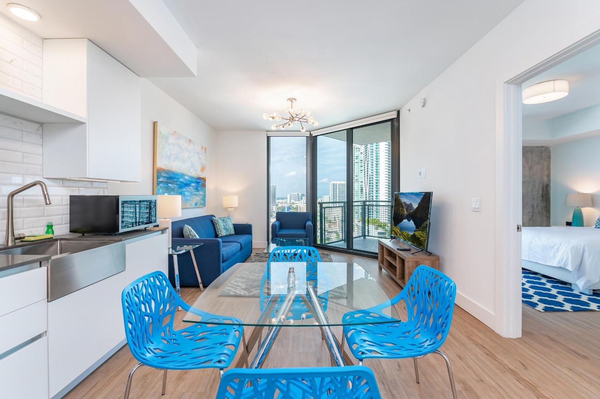 Global Luxury Suites Miami Worldcenter Room photo