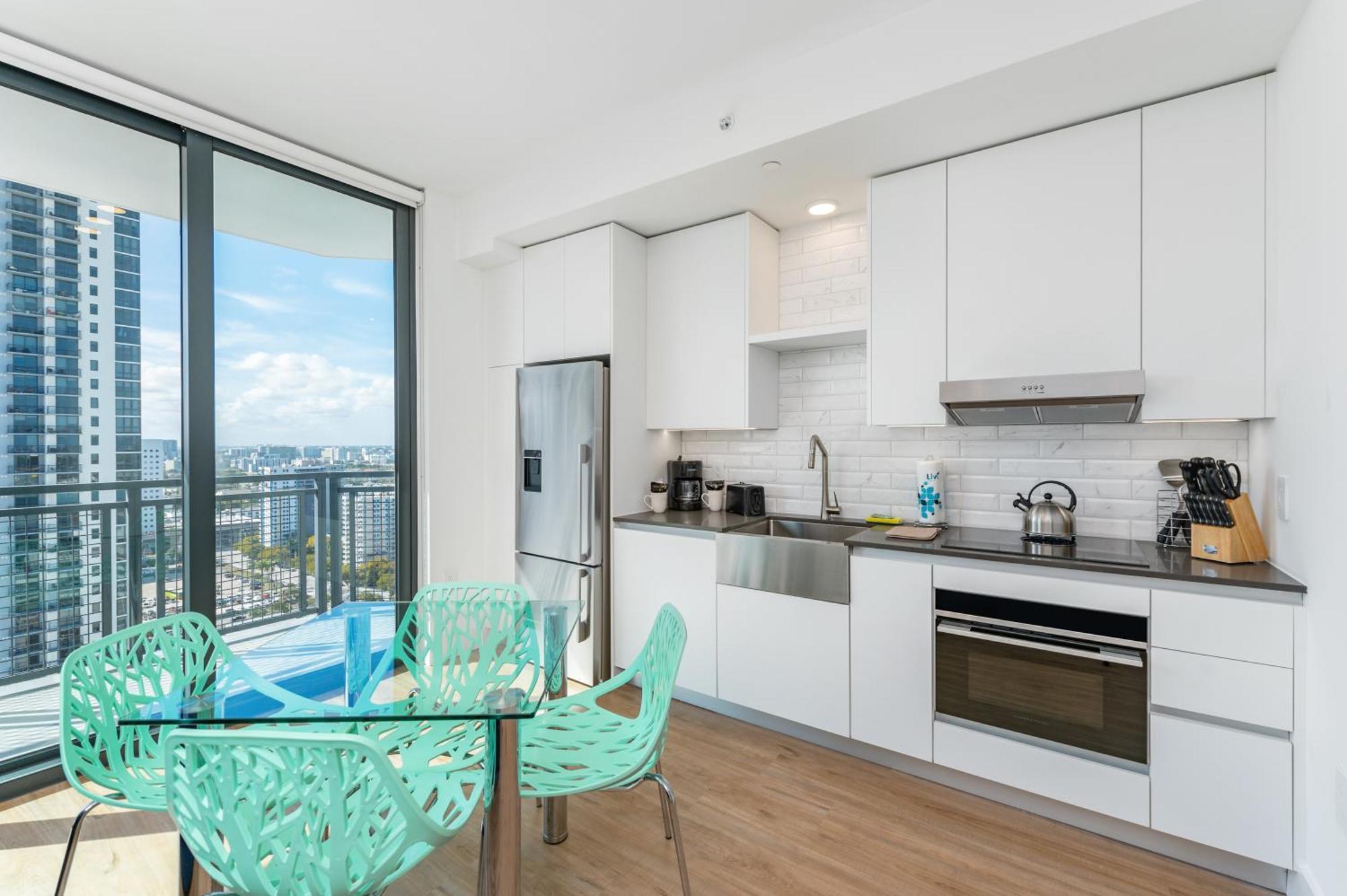 Global Luxury Suites Miami Worldcenter Room photo